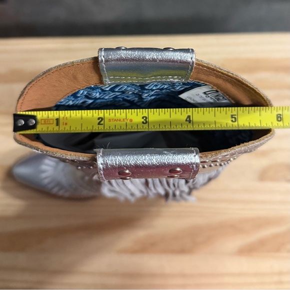 Dingo Gypsy Studded Fringe Metallic Snip Toe Cowboy Silver Boots 6M DI 737 - Picture 11 of 12